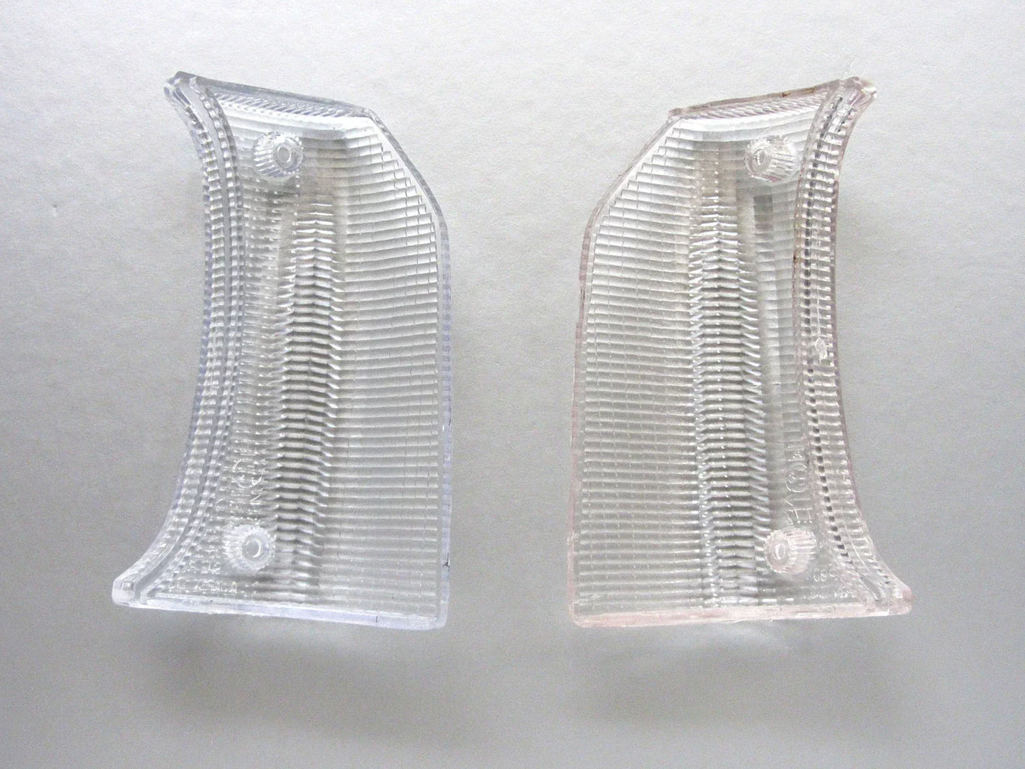 Headlight Corner Lens for 1981-1983 Toyota Hilux RN40 LN40 (2 x White)