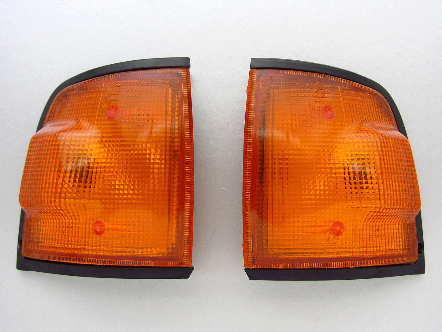 Isuzu TF TFR Holden Rodeo Corner Lights - Black Orange (1997-2003)
