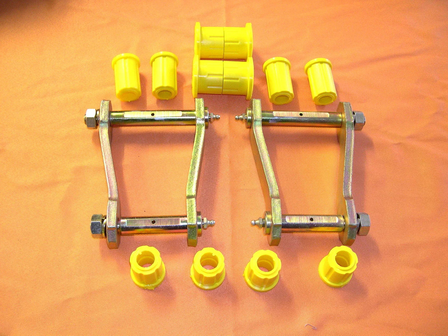 STD Height Rear Greasable Shackles & Bushes for Holden Colorado (2012-On)