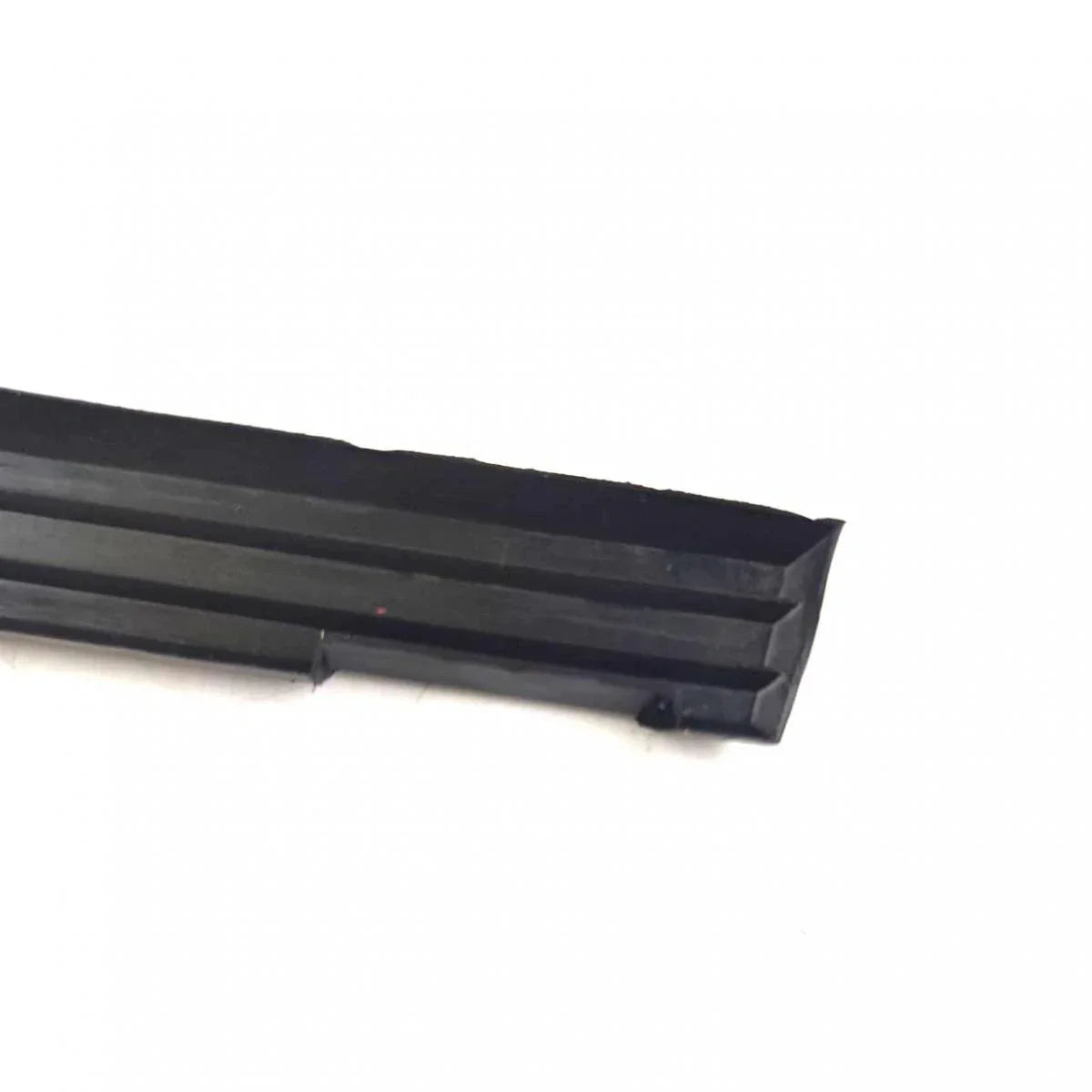 Under Vent Frame Seal Left Fits Datsun Fairlady 2000 SR311 Roadster 1968-70 D06
