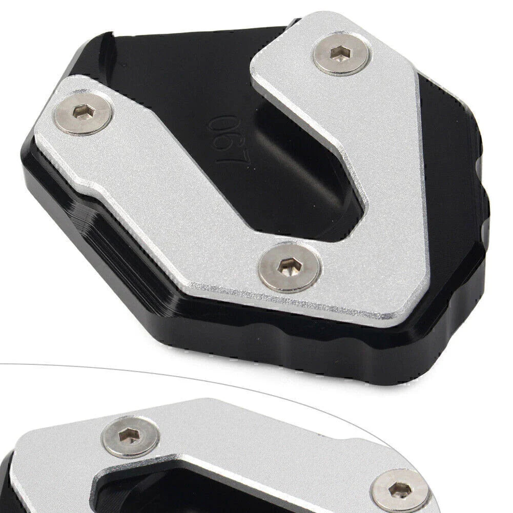 CNC Black Side Kickstand Extension Plate for Yamaha MT-09 Tracer, XSR 900