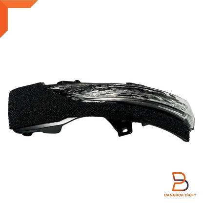 RH Turn Signal Light for Mitsubishi Pajero Sport (2015-2023)