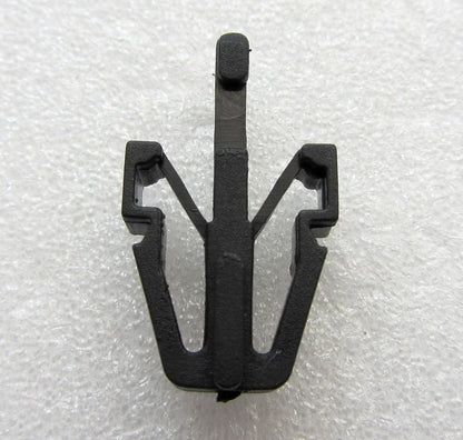 Grill Lock Clip 2 x for 97-05 Toyota Hilux Tiger LN145 LN147 LN166