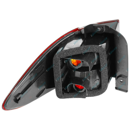 RH Tail Light for Toyota Tarago ACR30 4cyl 2.4L 2AZ-FE 2000~2003