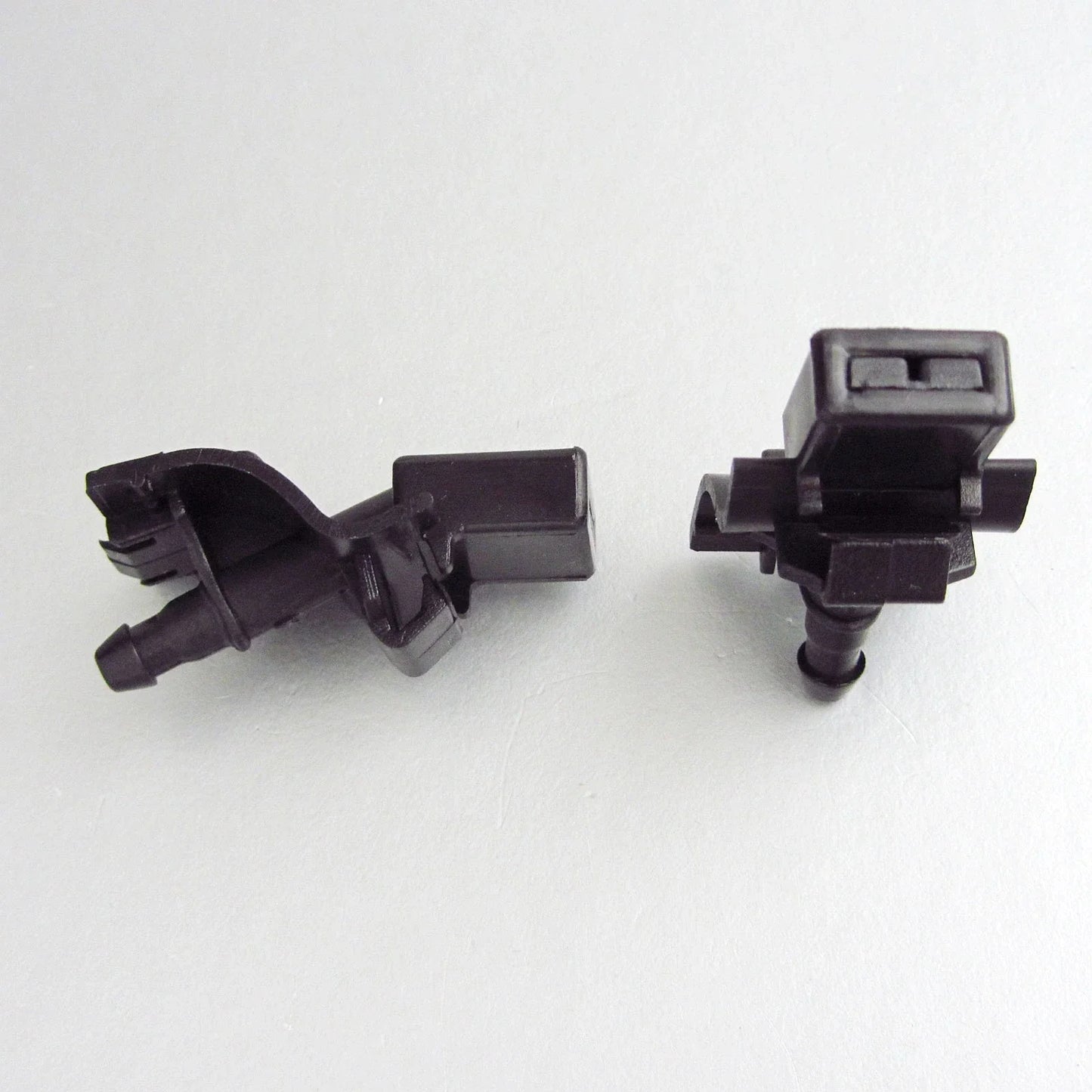 2 x Windshield Washer Nozzle Jets for Toyota Corolla E140, Camry Aurion XV40 (2006-2012)