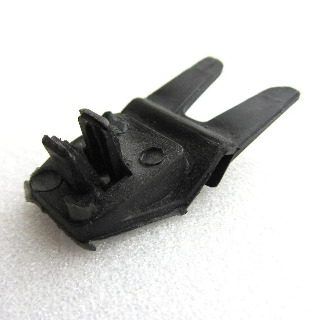 Windshield Moulding Clips for Toyota Corolla KE70 (1979-1982) - 20 x Set