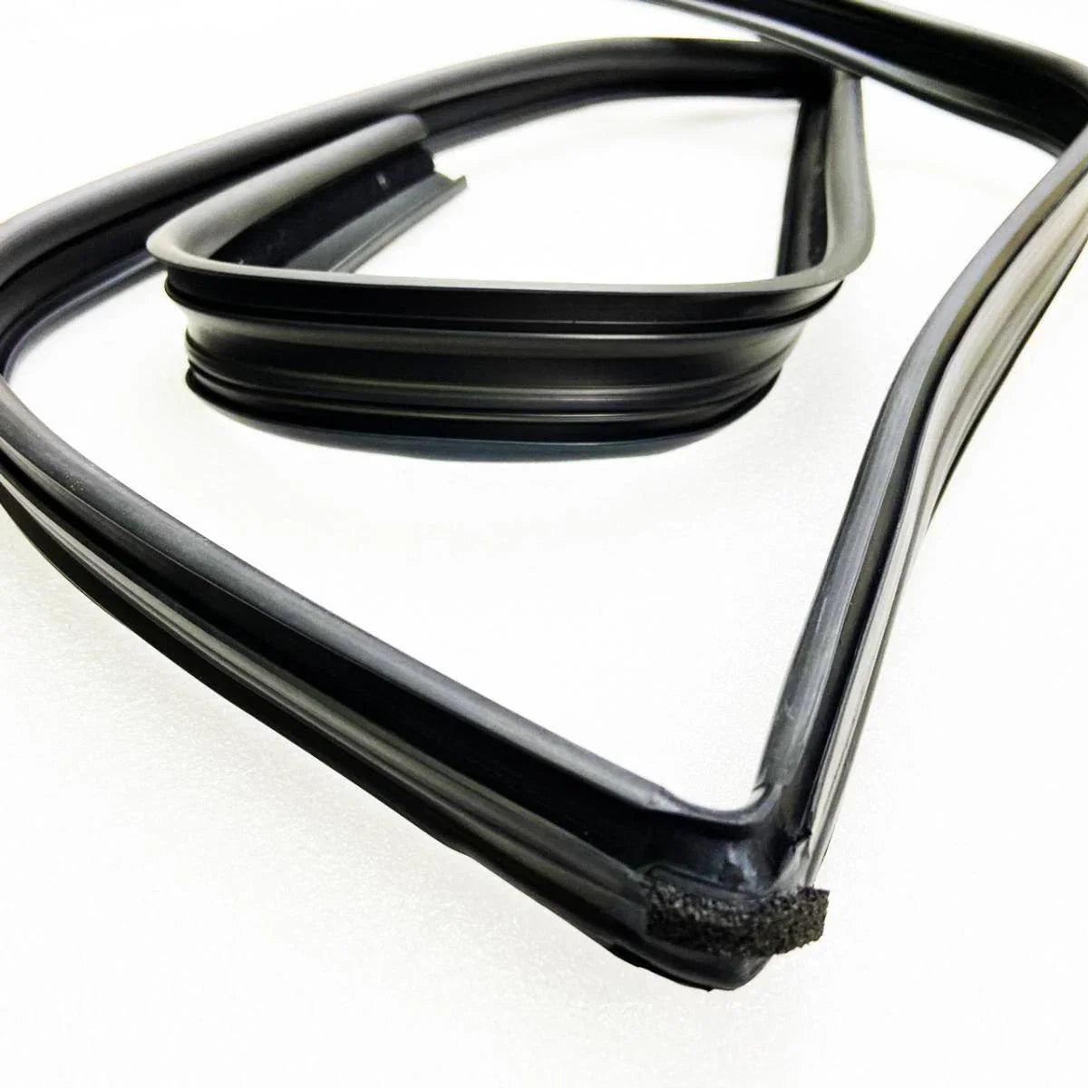 Glass Run Door Channel RH Rear Fits Toyota Corolla Altis ZZE122 4D 2001-07 D12