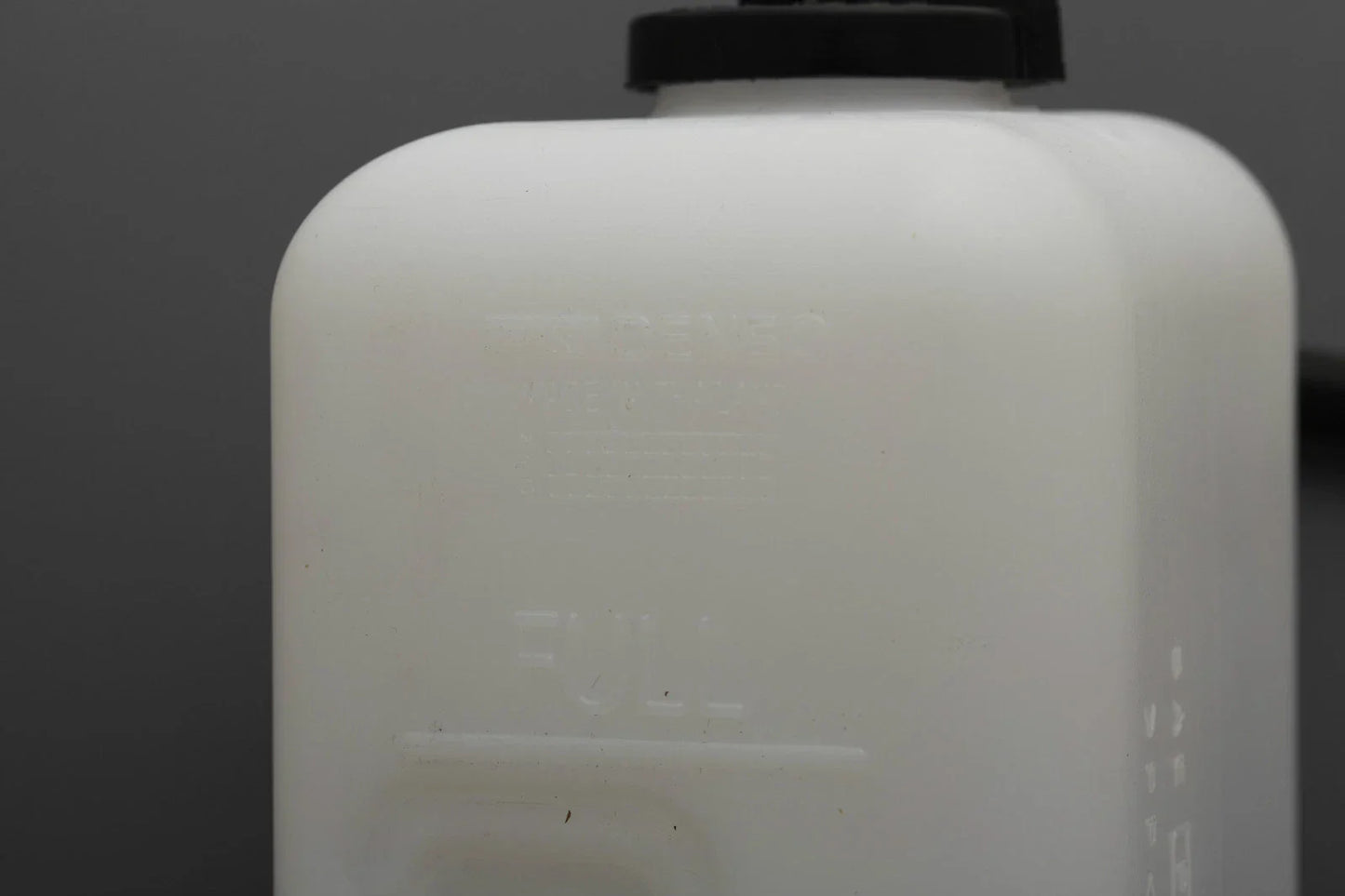 Radiator Overflow Bottle Tank for 91-98 Toyota Corolla E100 AE100 AE101 EE101