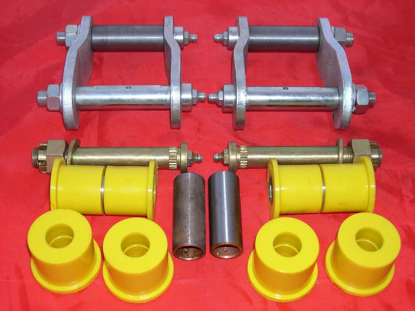 Greasable Front Suspension Spring Shackle, Pin & Bush Set for Nissan Patrol MK