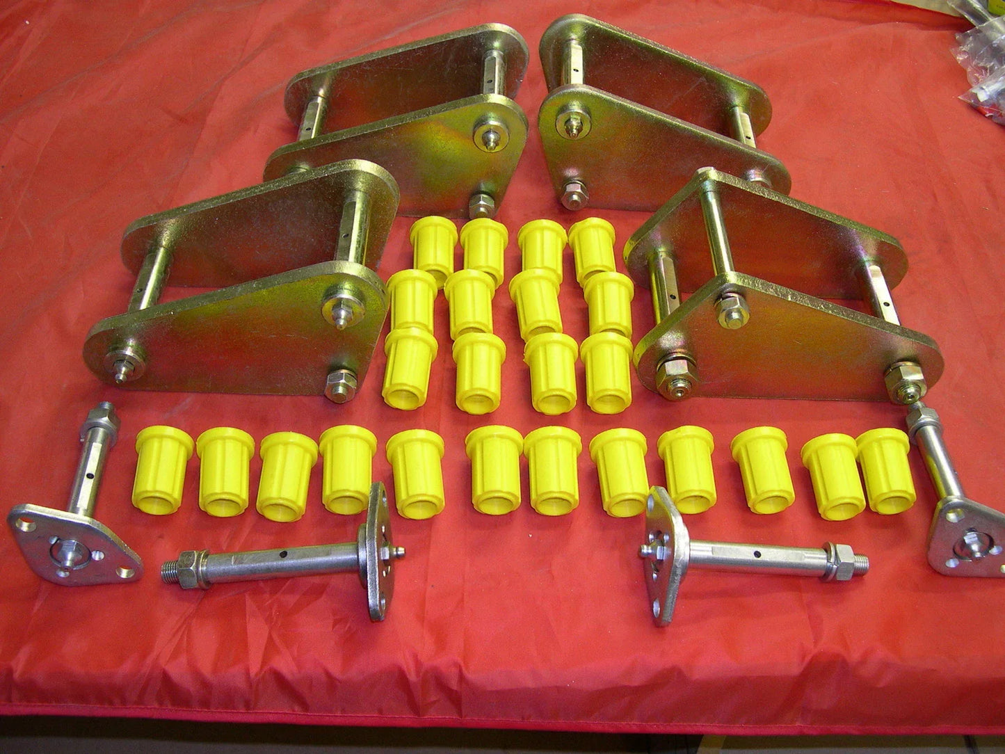 Extended Front & Rear Shackles + Pins & Bushes for Land Cruiser FJ40 (Pre-1980)