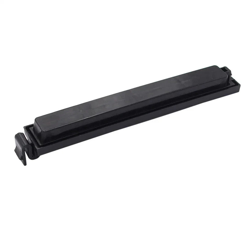 Car Cabin Air Filter Cover for Nissan Altima, Maxima (2002-2023)