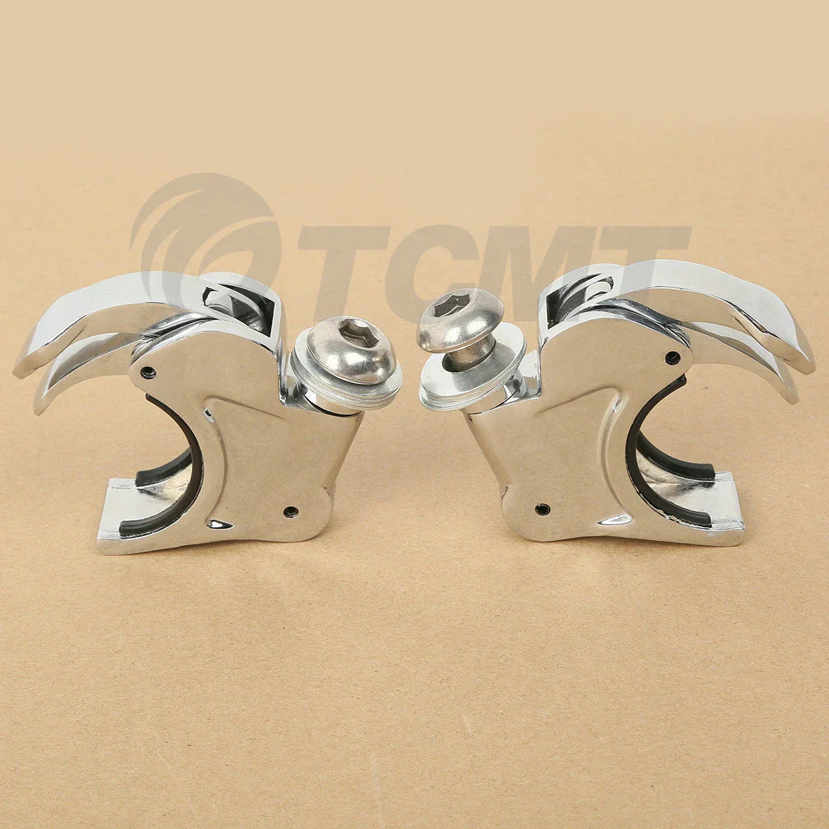 41mm Windshield Clamps for Harley Dyna Wide Glide Softail Night Train (88-13)