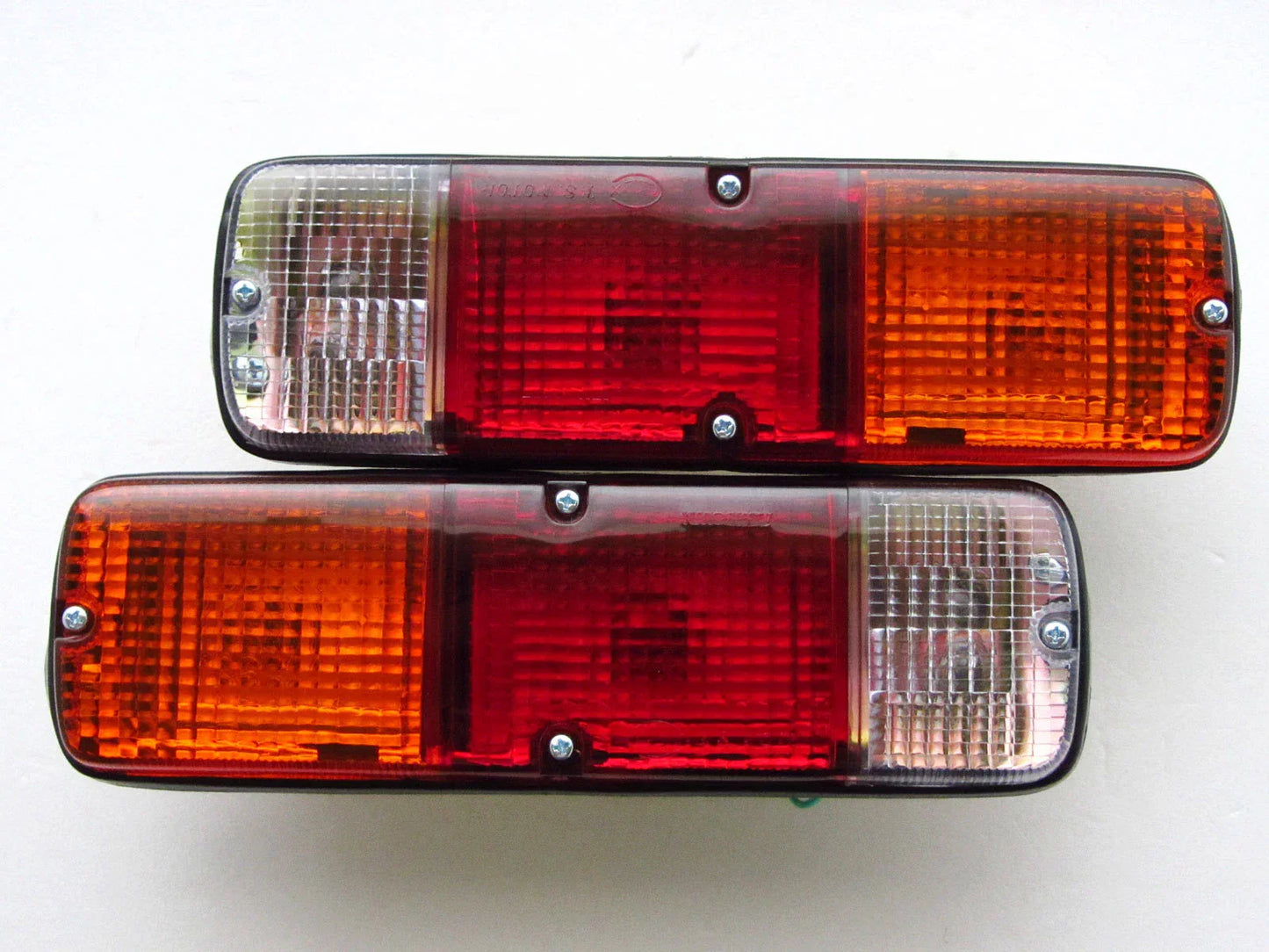 Tail Light Lamps for Toyota Land Cruiser 40 Series FJ40 FJ45 HJ47 (1960-1984)