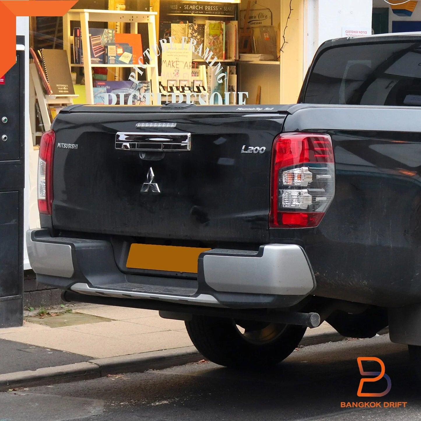 LH RH Tail Lamp Rear Light for Mitsubishi Triton L200 MR (2019-2023)