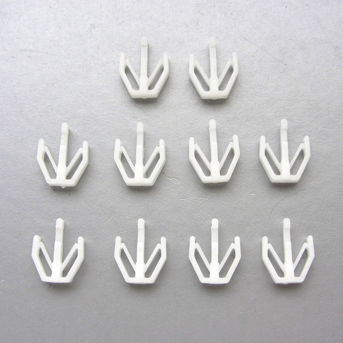 Grill Lock Clip 10 x for 89-04 Toyota Hiace H100 LH112 Commuter