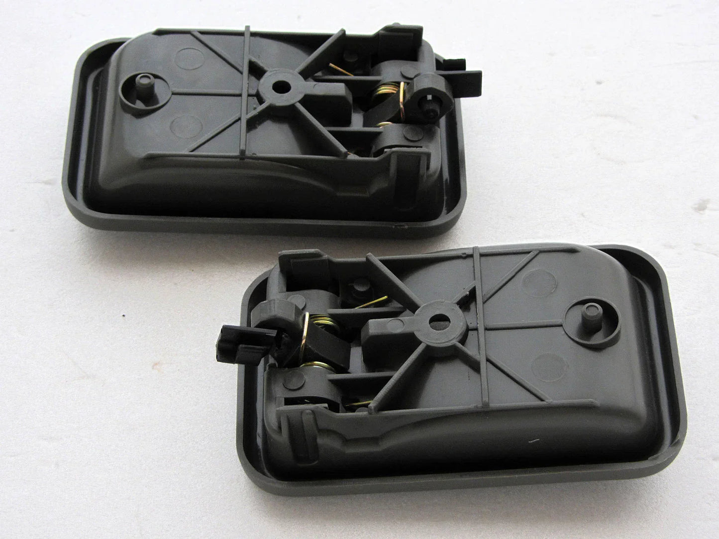 Interior Door Handles for 85-98 Mazda Bravo B2200 & Ford Courier (2 x)