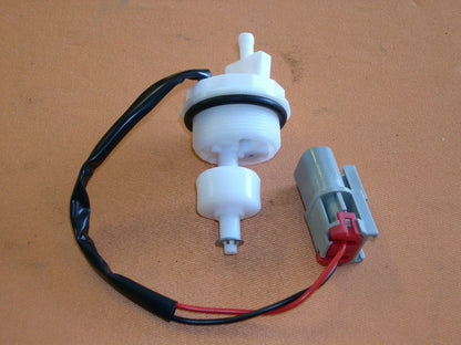 Diesel Fuel Filter Sensor Switch for Nissan R50 Pathfinder (1996-2004)