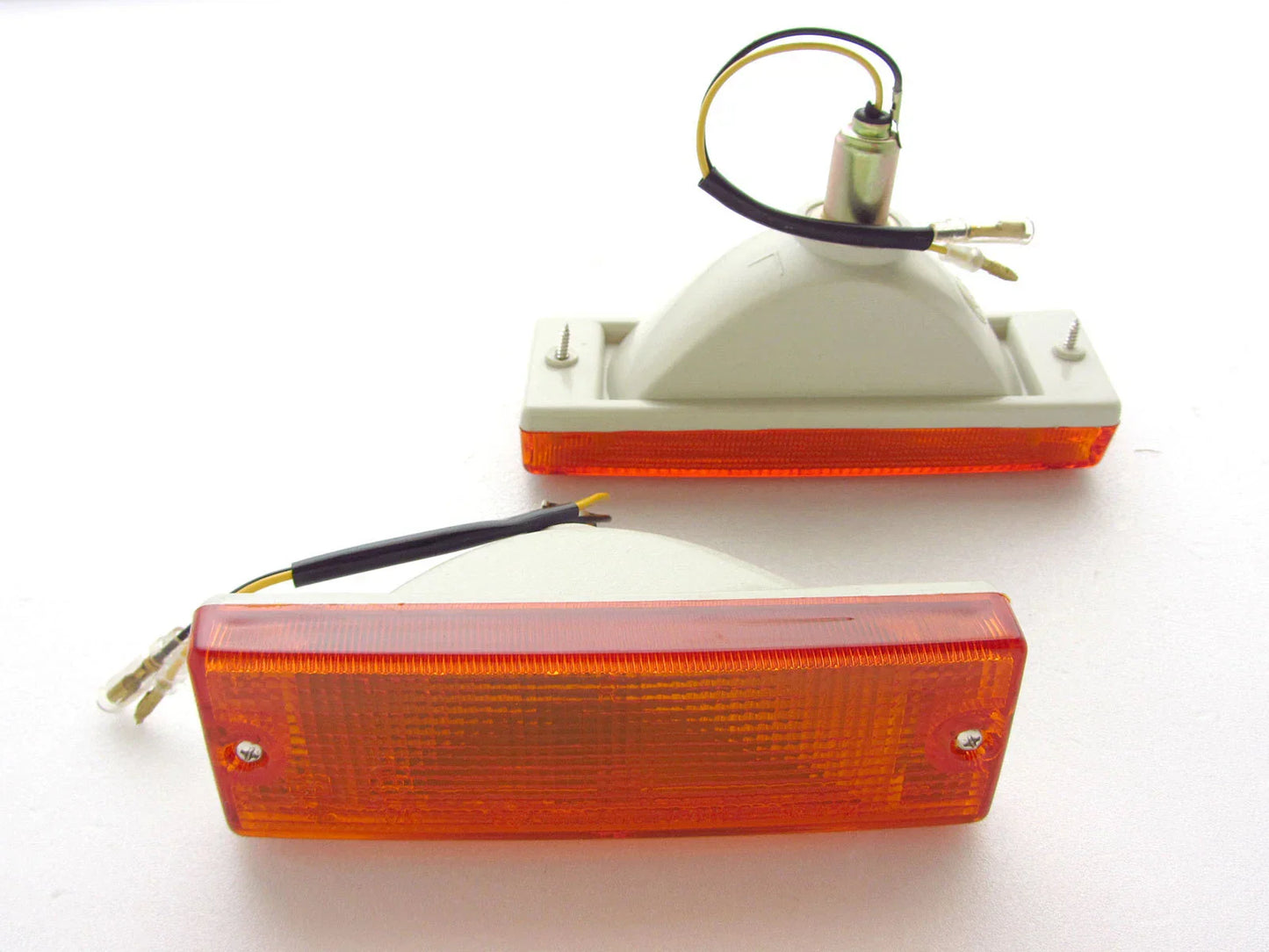 Isuzu TF TFR Holden Rodeo Orange Bumper Bar Indicator Light (1997-2003)