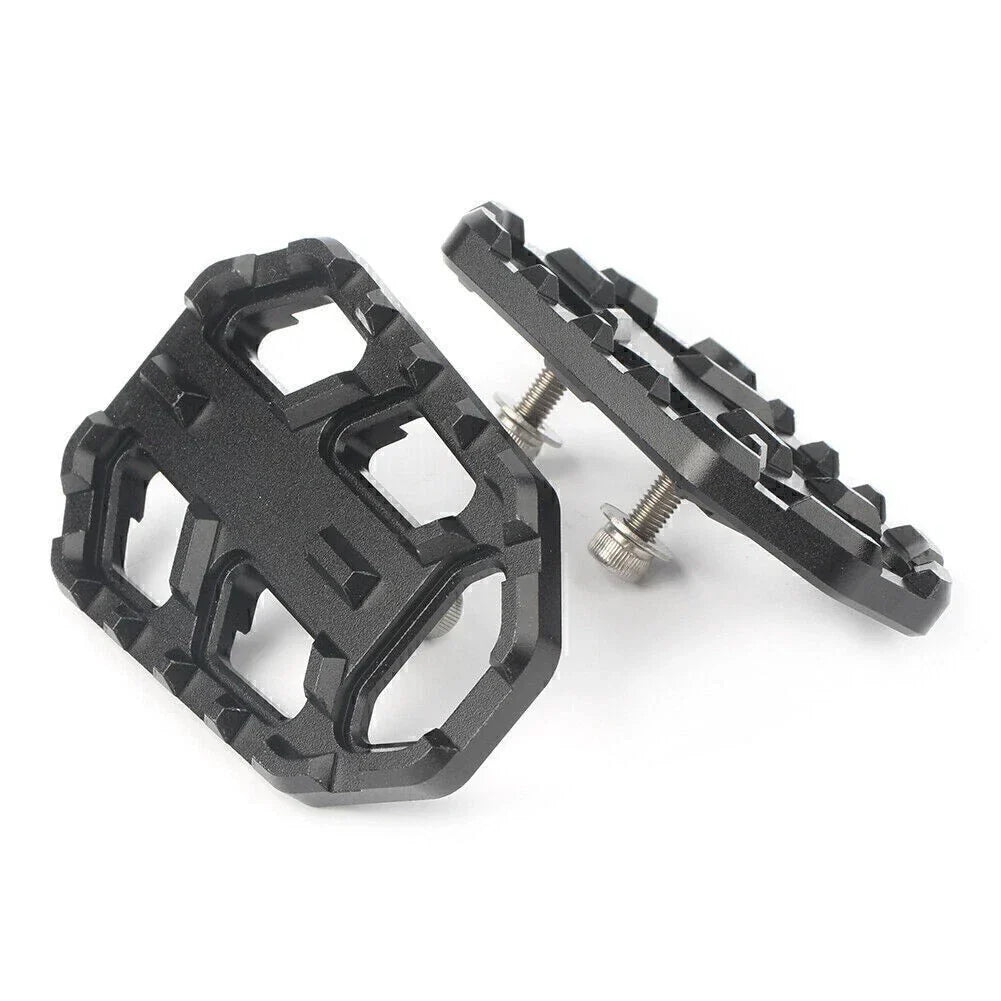 CNC Wide Foot Pegs for Kawasaki VERSYS-X300, VERSYS 650, VERSYS 1000 (2017-2023)
