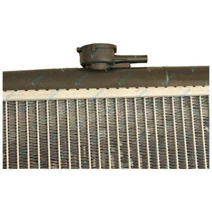 Aluminium Alloy Radiator for Nissan Navara D21 Manual 4cyl 2.5L 2.7L 1988-1997