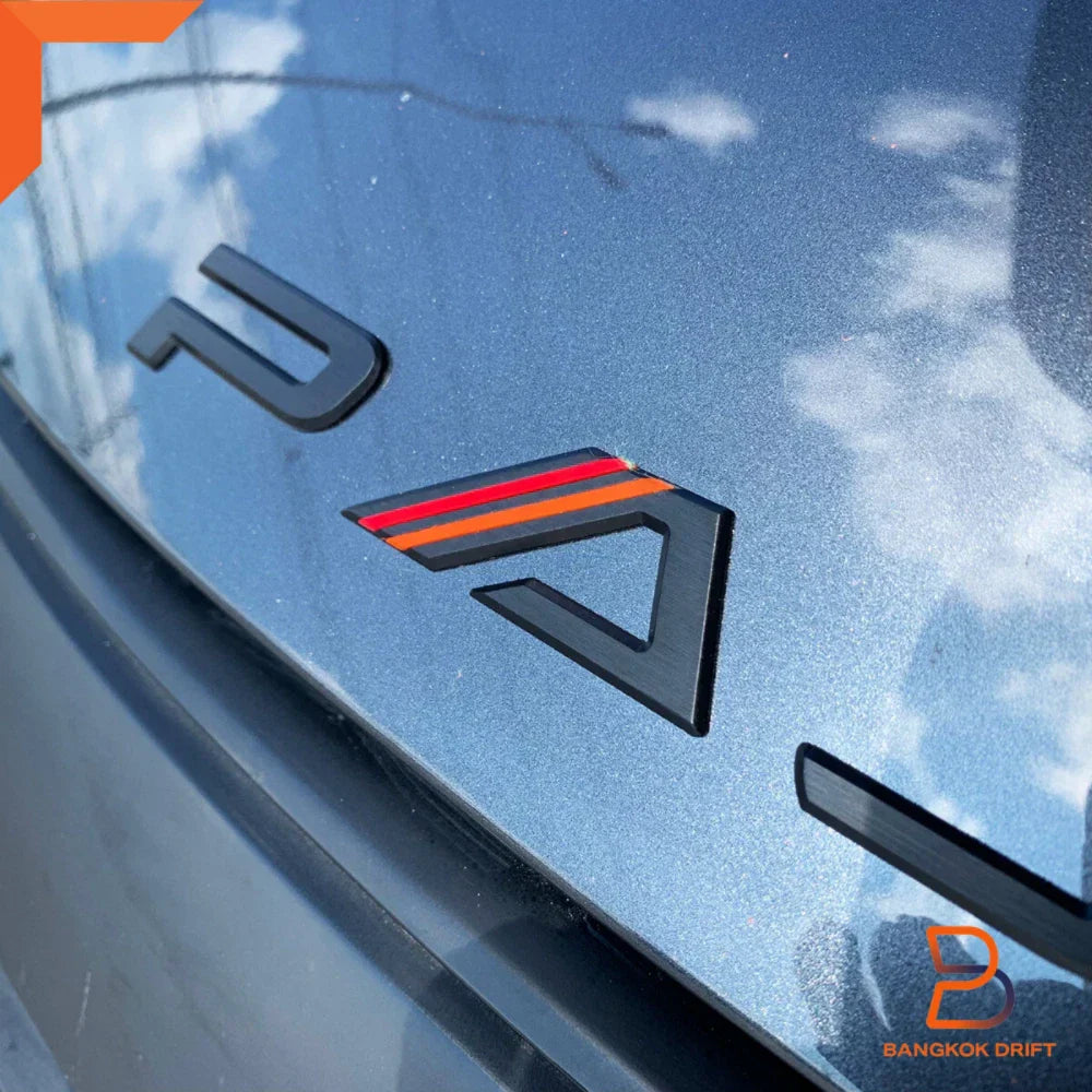 3D Acrylic Front Hood Badge for Mitsubishi Pajero Sport (2008-2023)