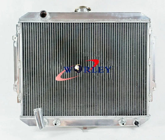 3 Row Radiator for Mitsubishi Pajero (1988-1997)