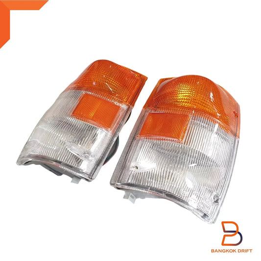 Amber Front Corner Light for Isuzu ELF NPR NRR NQR (1994-2006)