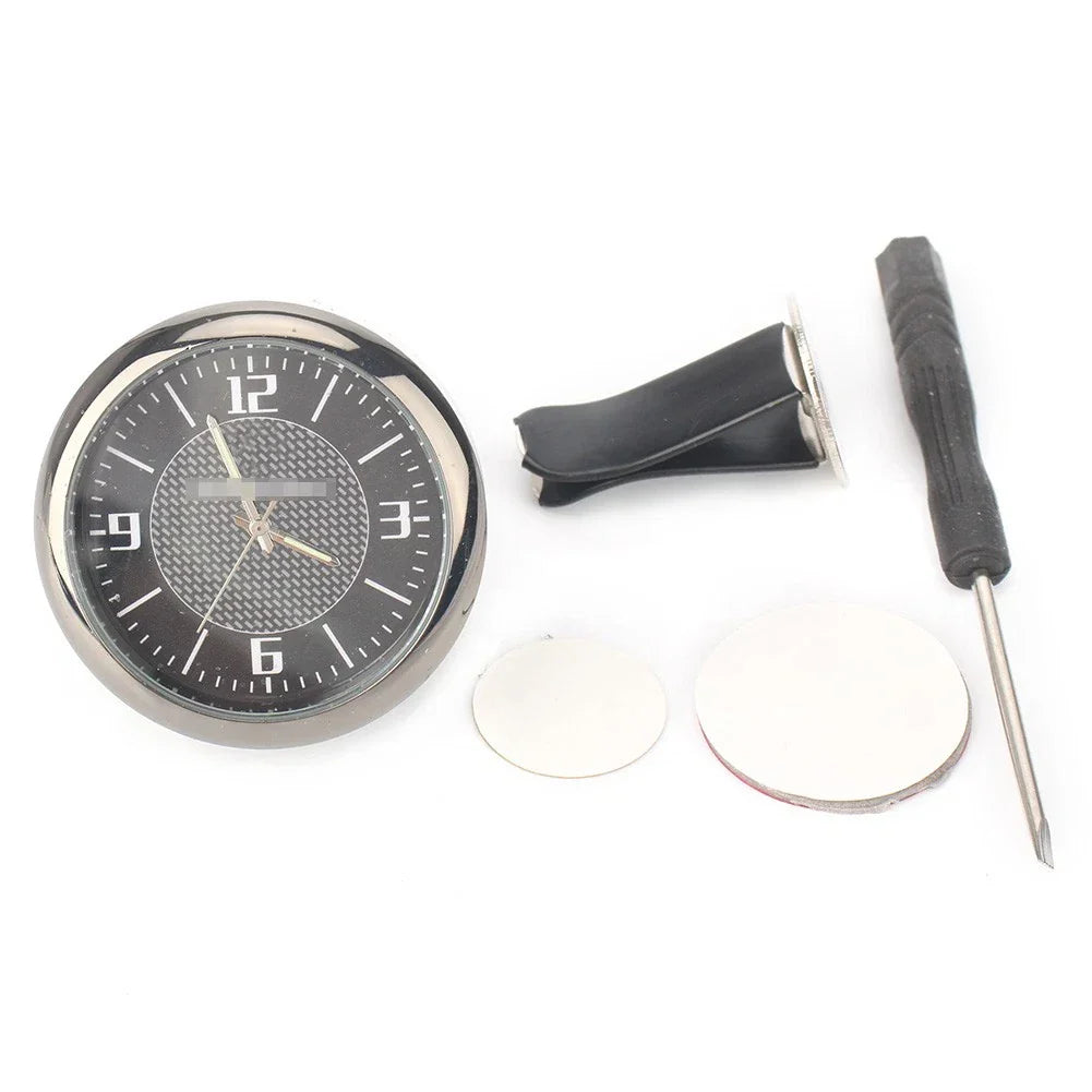 Luminous Quartz Clock Refit for Benz
