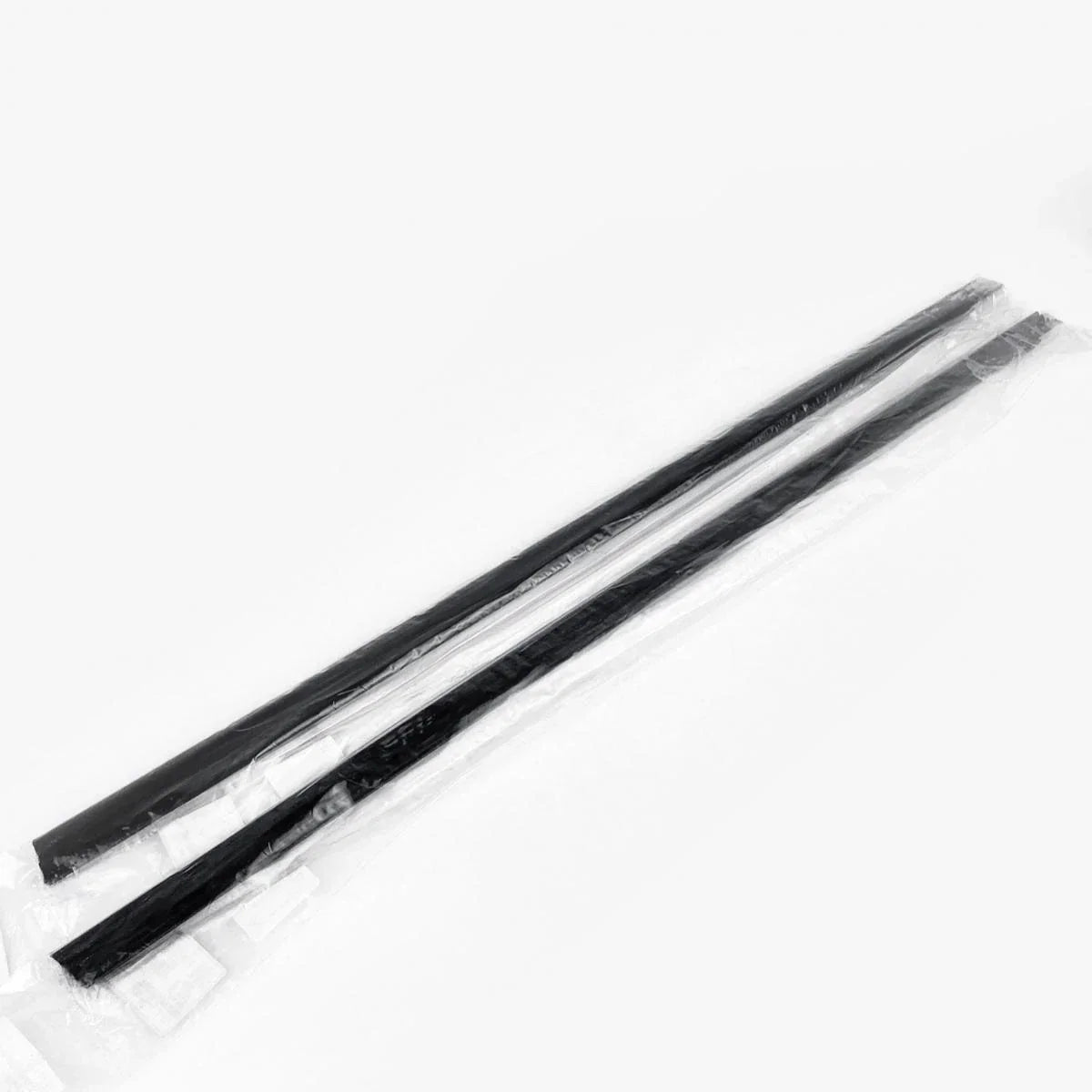 Weatherstrip Door Belt Outer Front L+R Fits NISSAN Pathfinder R50 Terrano D06