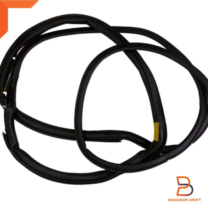 Front Door Seal Weatherstrip for Toyota Hilux Ute MK3 4Runner (88-96)