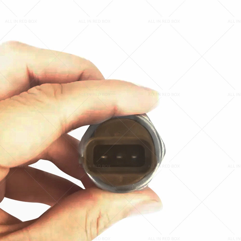 Fuel Rail Pressure Sensor for Navara D40, Pathfinder R51 (2004-2012)