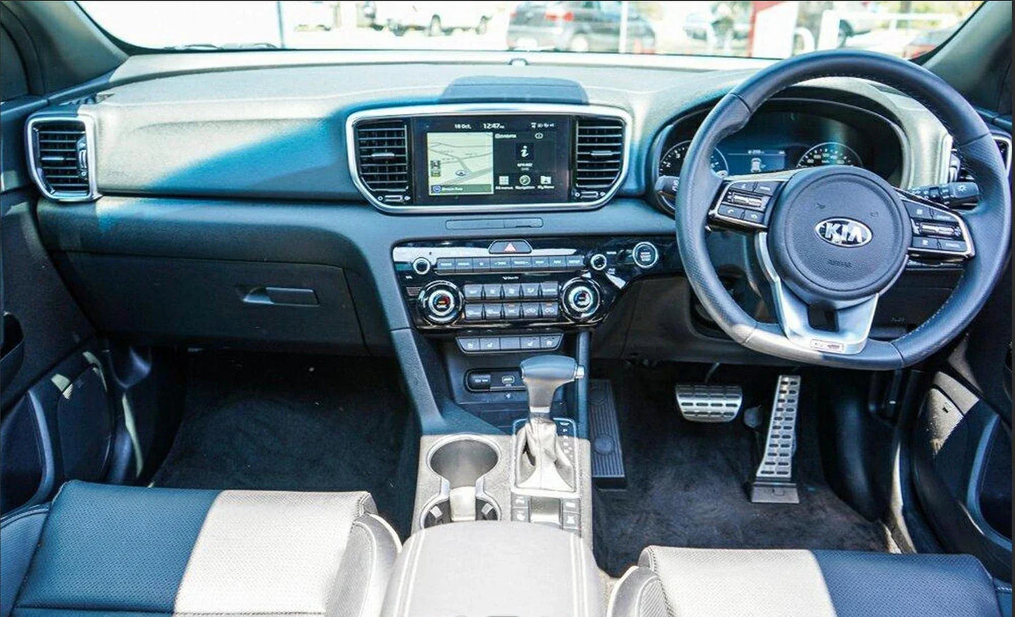 Non-Slip Dash Mat for Kia Sportage (2015-2021) SUV Dashboard Cover Black