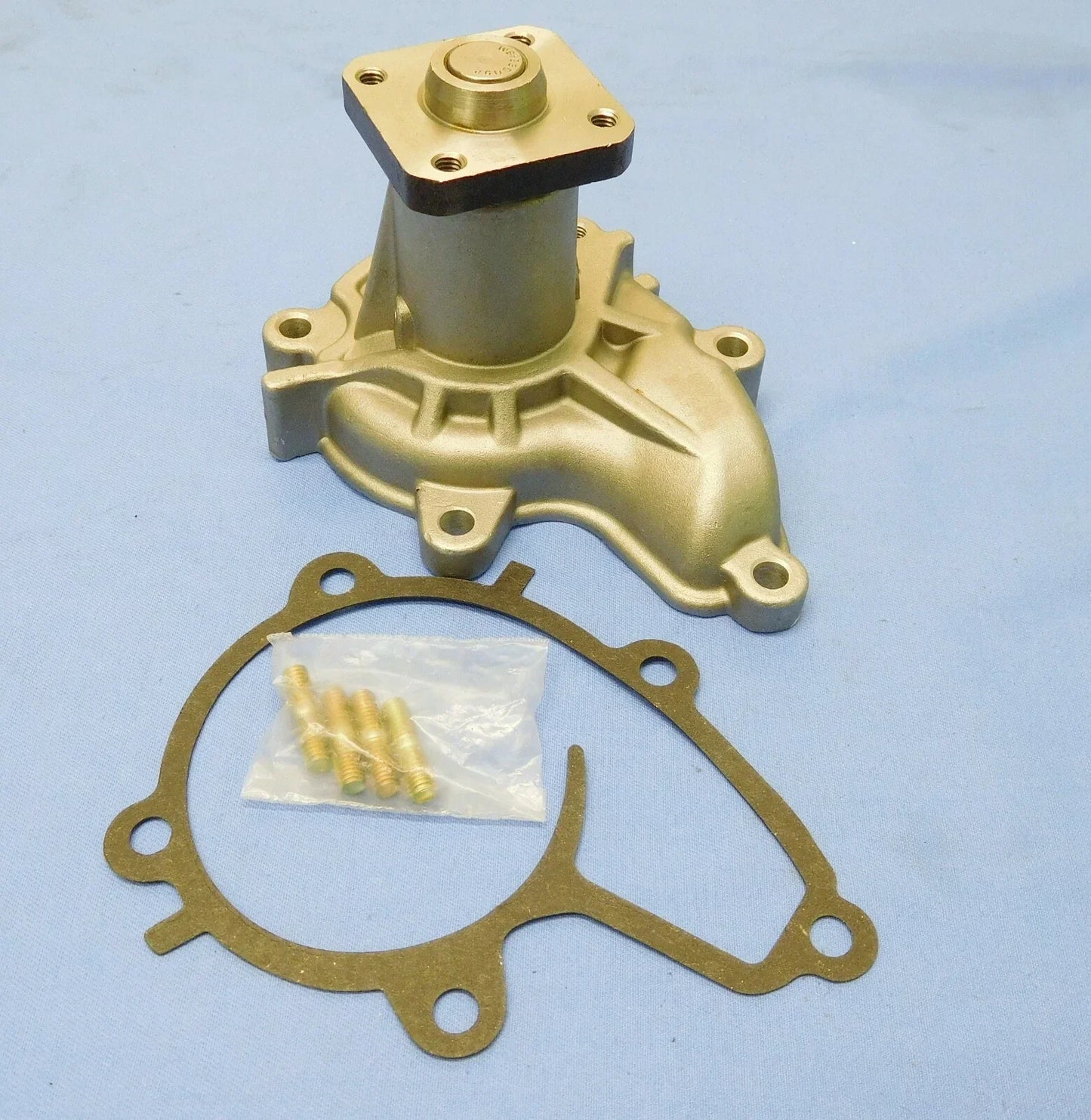 Water Pump for Nissan Nomad Z24 Petrol Engine (1987-1992)