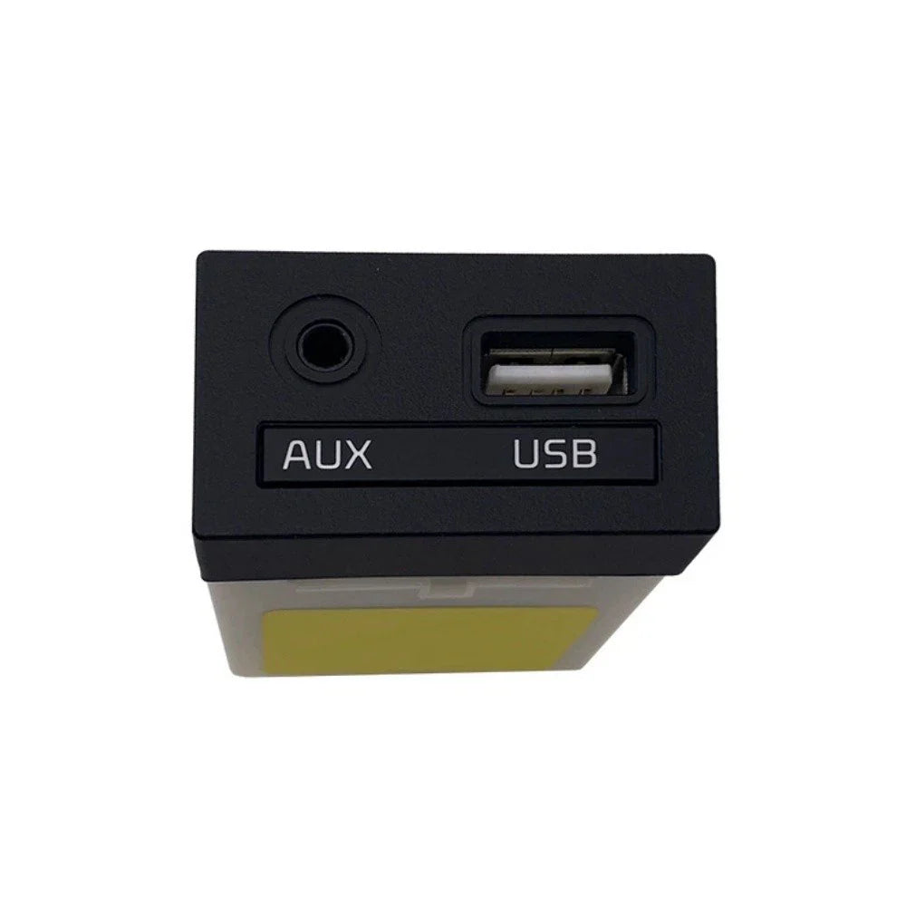 USB/AUX Audio Input Port Adapter for Kia Forte Cerato K3 (2016-2021)