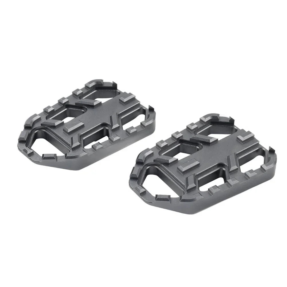 Wide Foot Peg Adaptors for Suzuki V-Strom DL650 DL1000 (2006-2023)