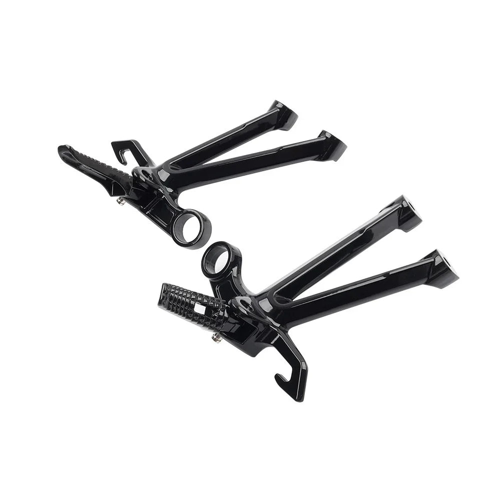 Black Rear Passenger Footrest Bracket for Suzuki GSXR1000 GSX-R 1000 (2007-2008)