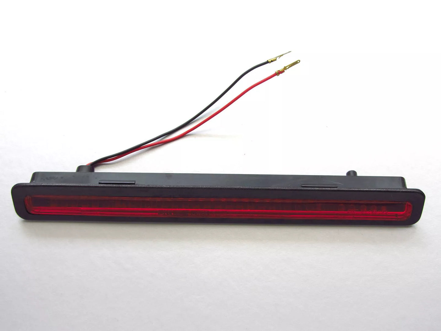 LED Tailgate Third Brake Light for Nissan Frontier D22 Navara (1997-2004)