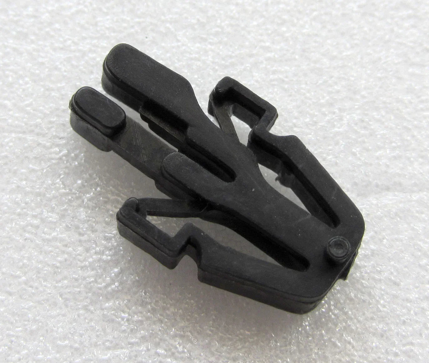 Grill Lock Clip 10x for Toyota Hilux RN30, LN40, Corolla E70, KE70, TE71, TE72
