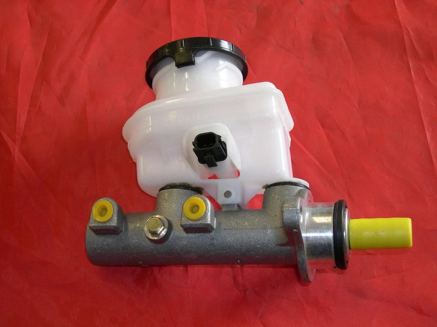 Brake Master Cylinder for Isuzu D-Max 4x4 (2007-2012)