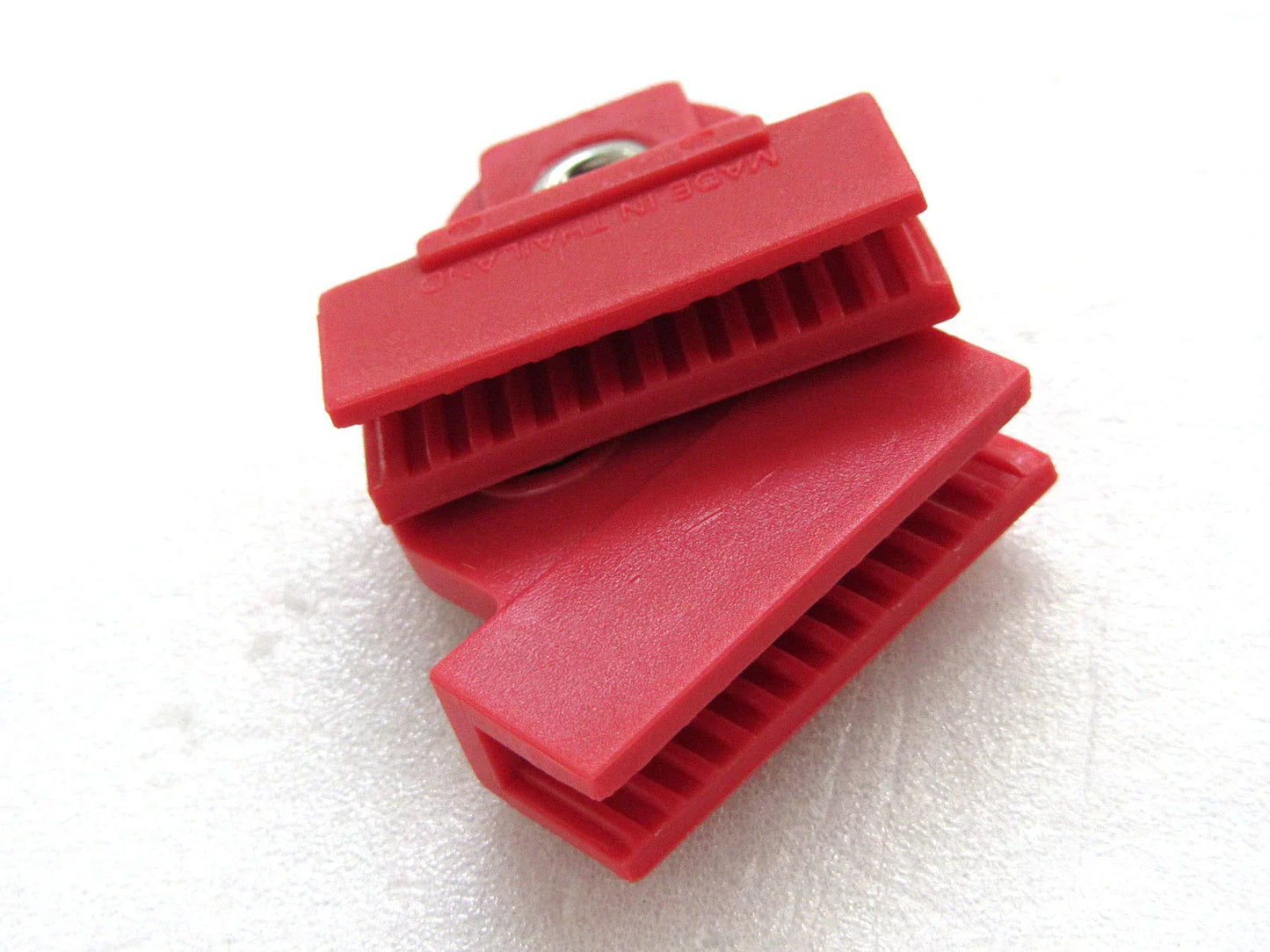 Window Glass Clip 2 x for 88-97 Toyota Hilux Mighty-X LN85 RN85 RN90