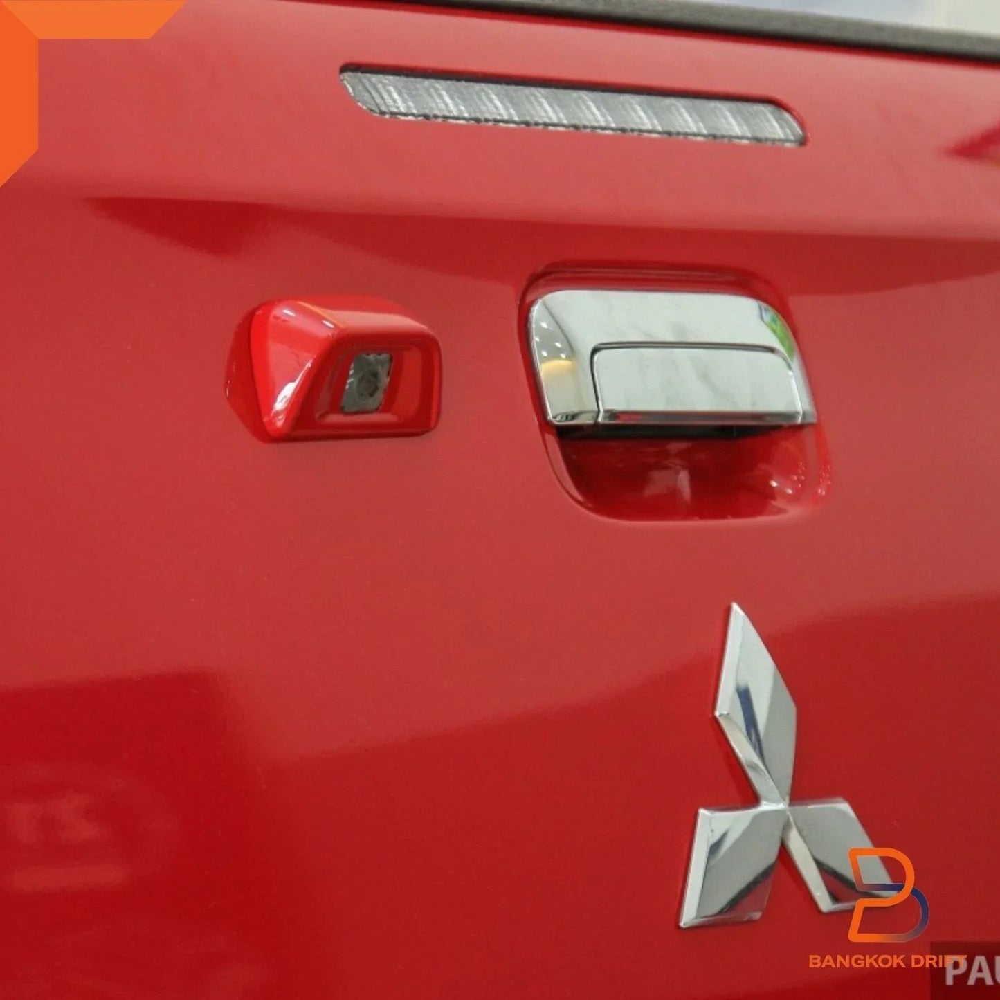 Chrome Rear Tailgate Handle for Mitsubishi Triton L200 (2015-2019)