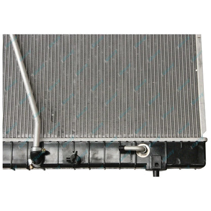 New Radiator for Toyota Hiace TRH201R TRH221R TRH223R 4cyl 2.7L 2TR-FE 2005~2018