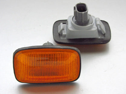 Fender Guard Repeater Side Indicator Light for 97-05 Toyota Hilux LN145 LN166