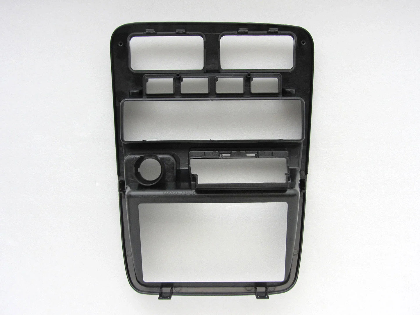 Radio Center Console for Nissan Navara D21 Hardbody D22 Frontier (1992-2005)