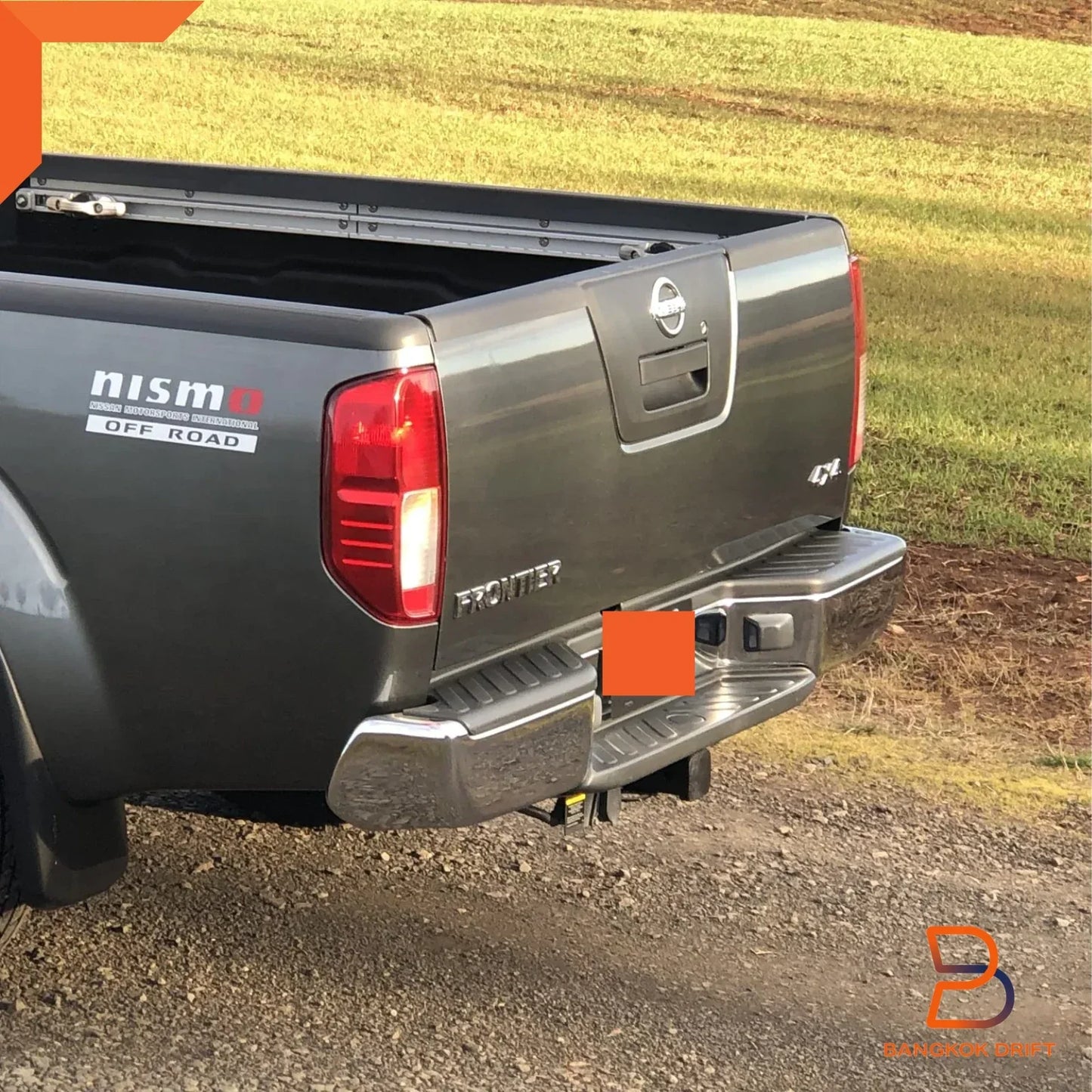 Chrome Rear Step Bumper Bar for Nissan Navara D40 Pickup (2005-2014)