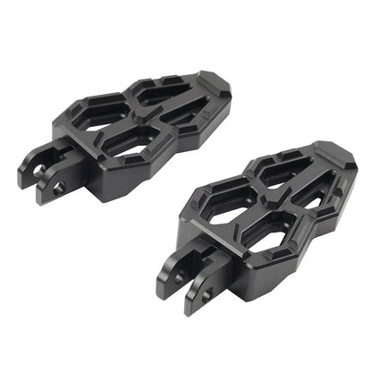 Front Foot Rests Footpegs for QJMotor 350, Benelli TNT 600, 300, 302S