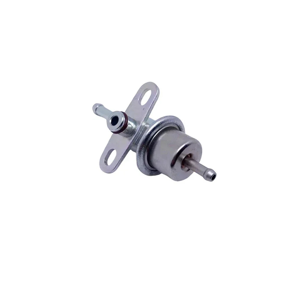 Fuel Pressure Regulator for Suzuki Vitara, Aerio & Chevrolet Tracker (1999-2005)