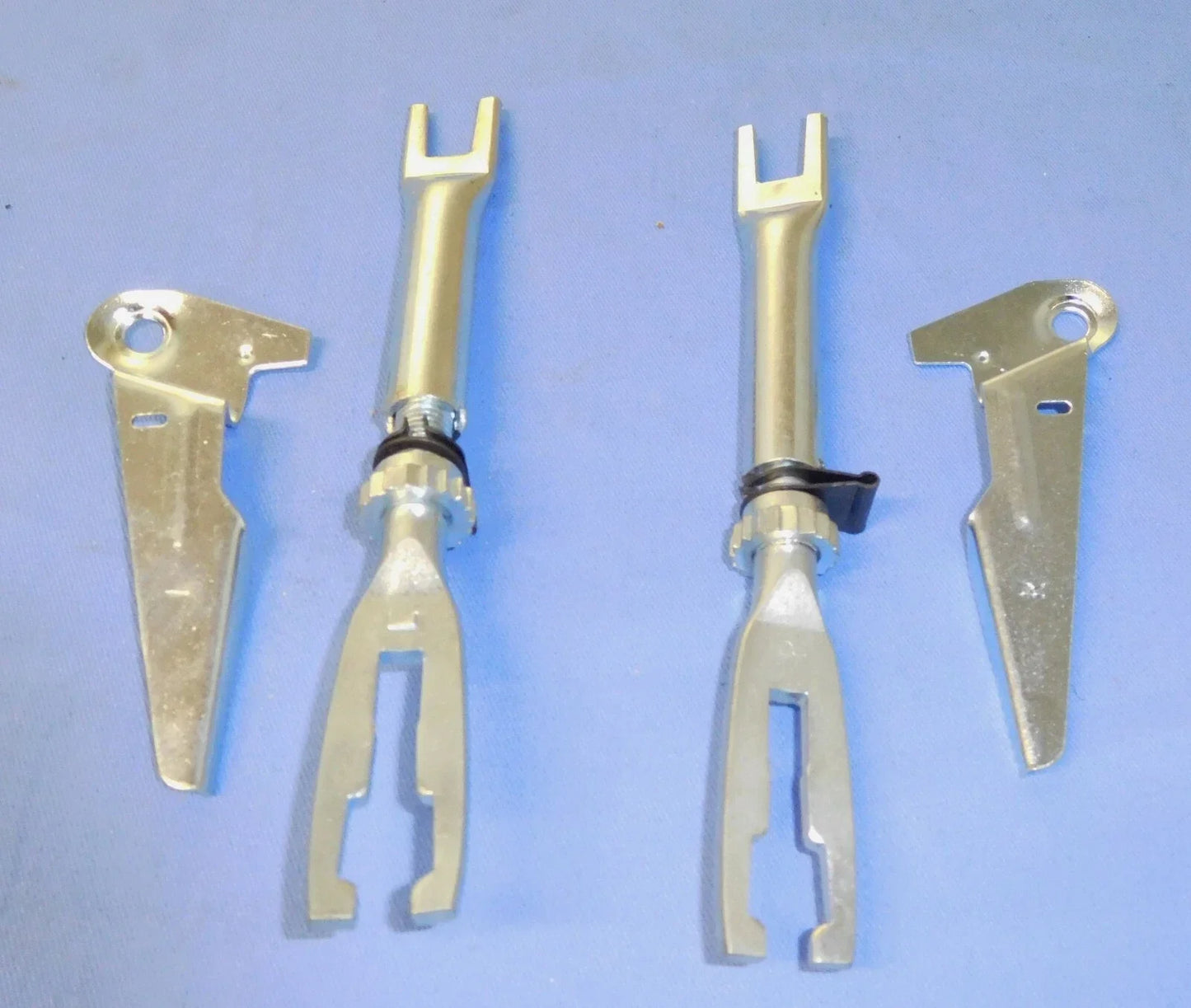 Rear Brake Adjuster Kit for Hilux KUN26R 4WD (2005)