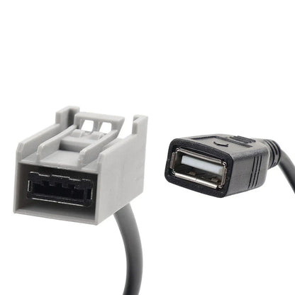 USB to MP3 Data Line Adapter for Honda Civic, Accord, Jazz (2006-2023)