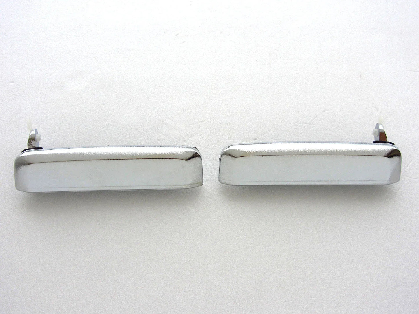 Chrome Outside Door Handle for Nissan Navara D21 Hardbody Ute Pickup (1997-2001)